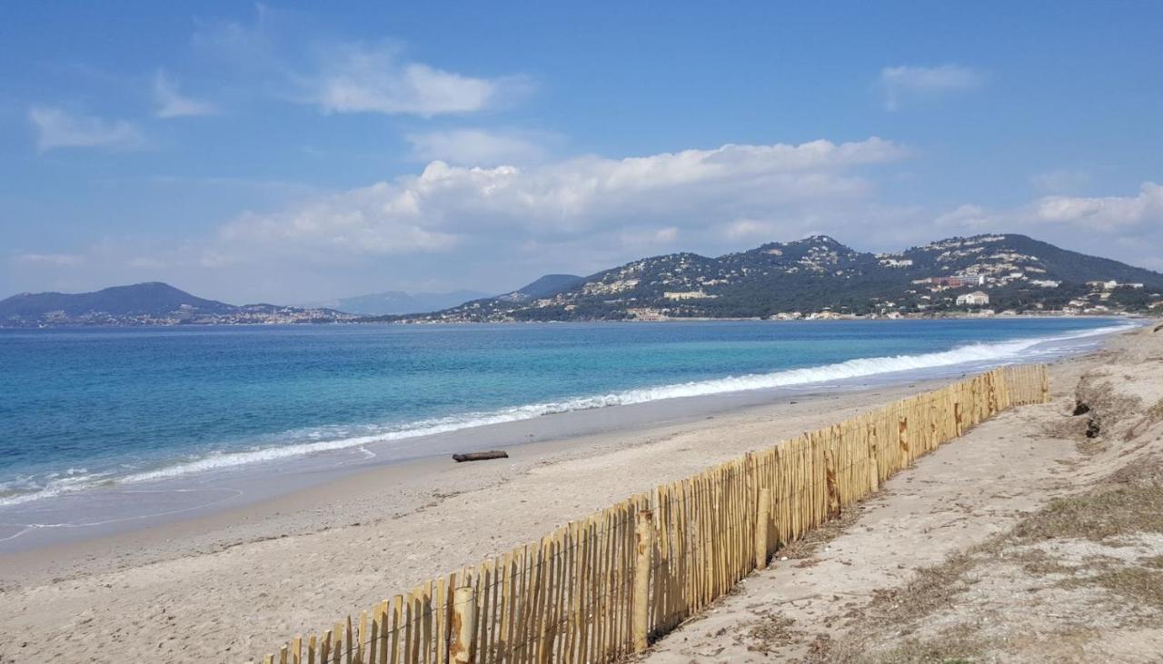 Studio Proche Port Et Plages, Piscine Ιέρ Εξωτερικό φωτογραφία